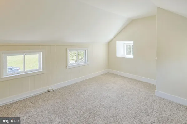$305,000 | 5456 Vera Cruz Road, Emmaus, PA 18049