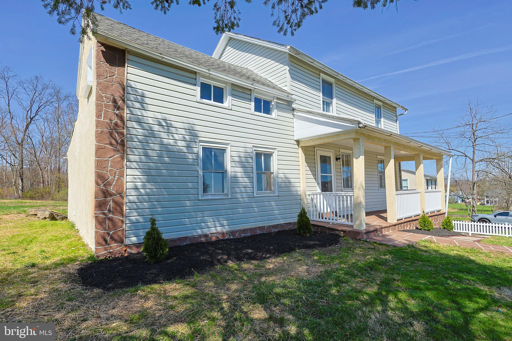 5456 Vera Cruz Road Emmaus, PA 18049 - Photo 5 of 69