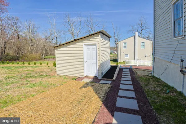 $305,000 | 5456 Vera Cruz Road, Emmaus, PA 18049