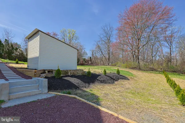 $305,000 | 5456 Vera Cruz Road, Emmaus, PA 18049