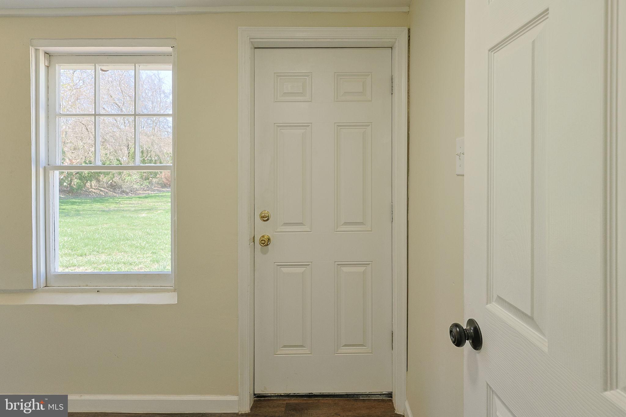 5456 Vera Cruz Road Emmaus, PA 18049 - Photo 10 of 69