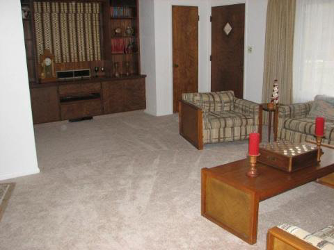 244 Reitman Court Rochester, MI 48307 - Photo 4 of 4 544507-3.JPG