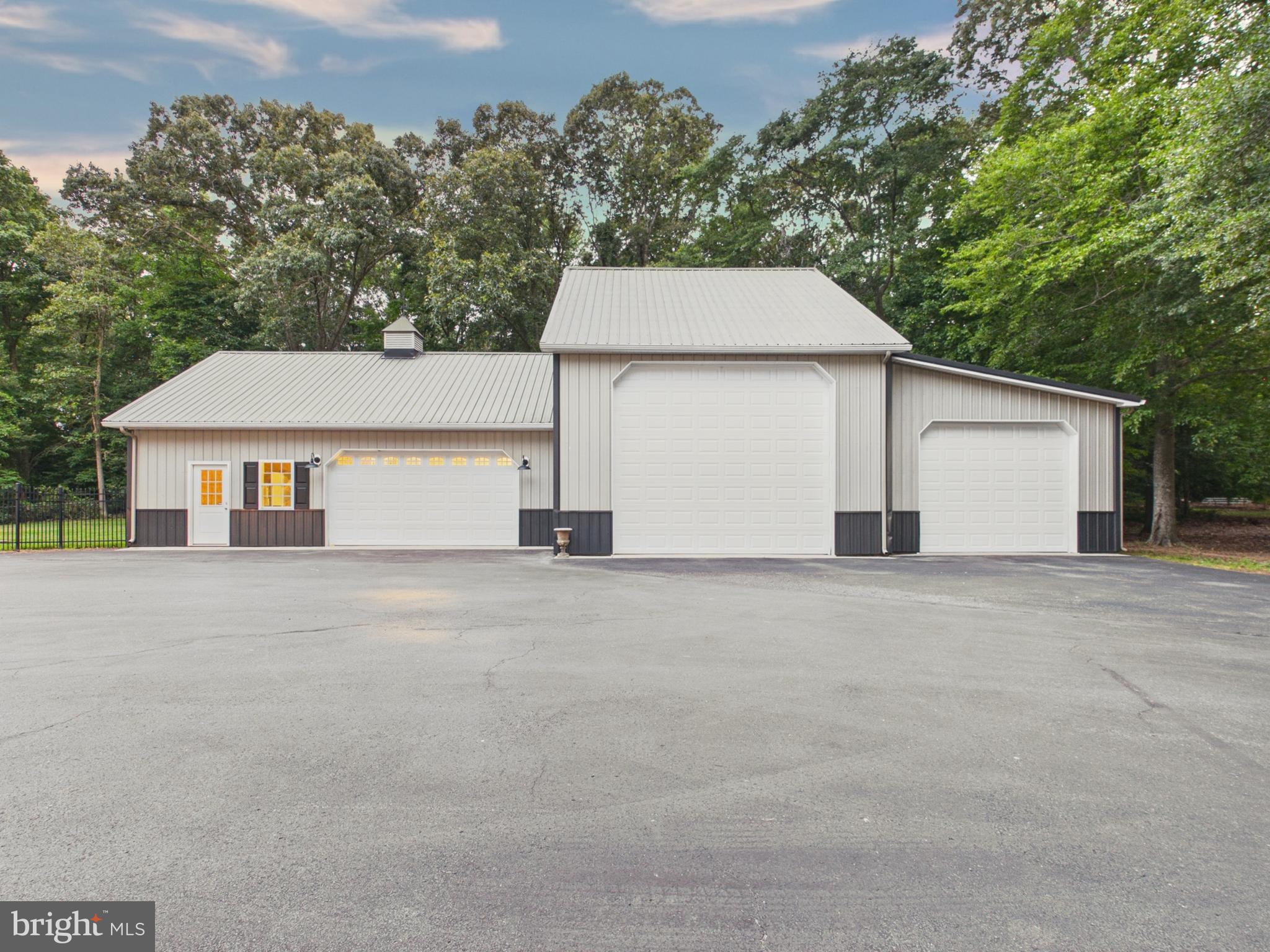 11010 Sunnyside Road Bridgeville, DE 19933 - Photo 76 of 83 Detached Garage Driveway Access