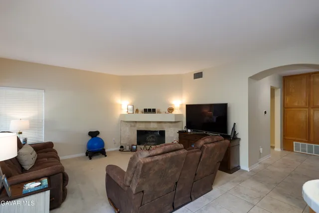 $604,999 | 42328 71st Street West, Lancaster, CA 93536