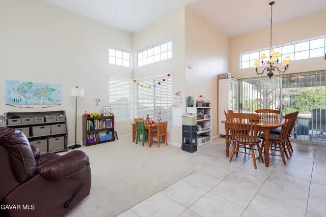 $604,999 | 42328 71st Street West, Lancaster, CA 93536