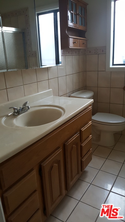 1501 West Piru Street Compton, CA 90222 - Photo 28 of 35