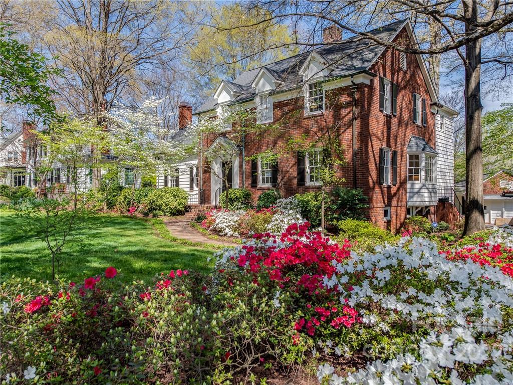 2125 Sharon Road Charlotte, NC 28207 - Photo 1 of 40 Gallery Image 1