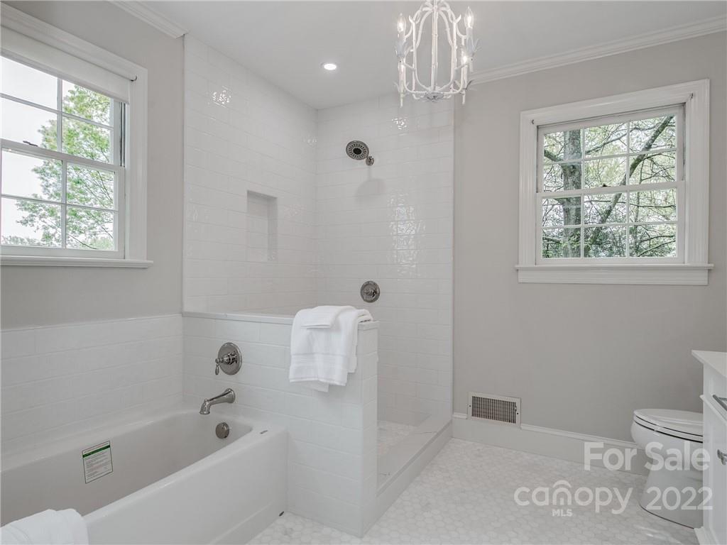 2125 Sharon Road Charlotte, NC 28207 - Photo 23 of 40 Gallery Image 23