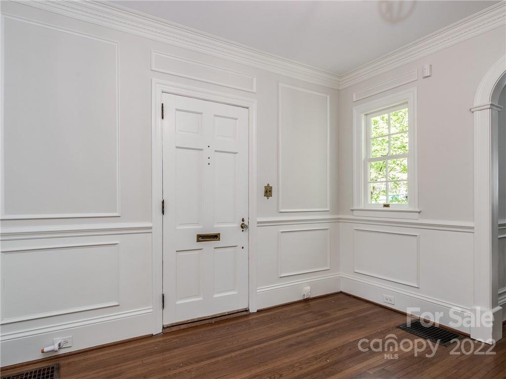 2125 Sharon Road Charlotte, NC 28207 - Photo 6 of 40 Gallery Image 6