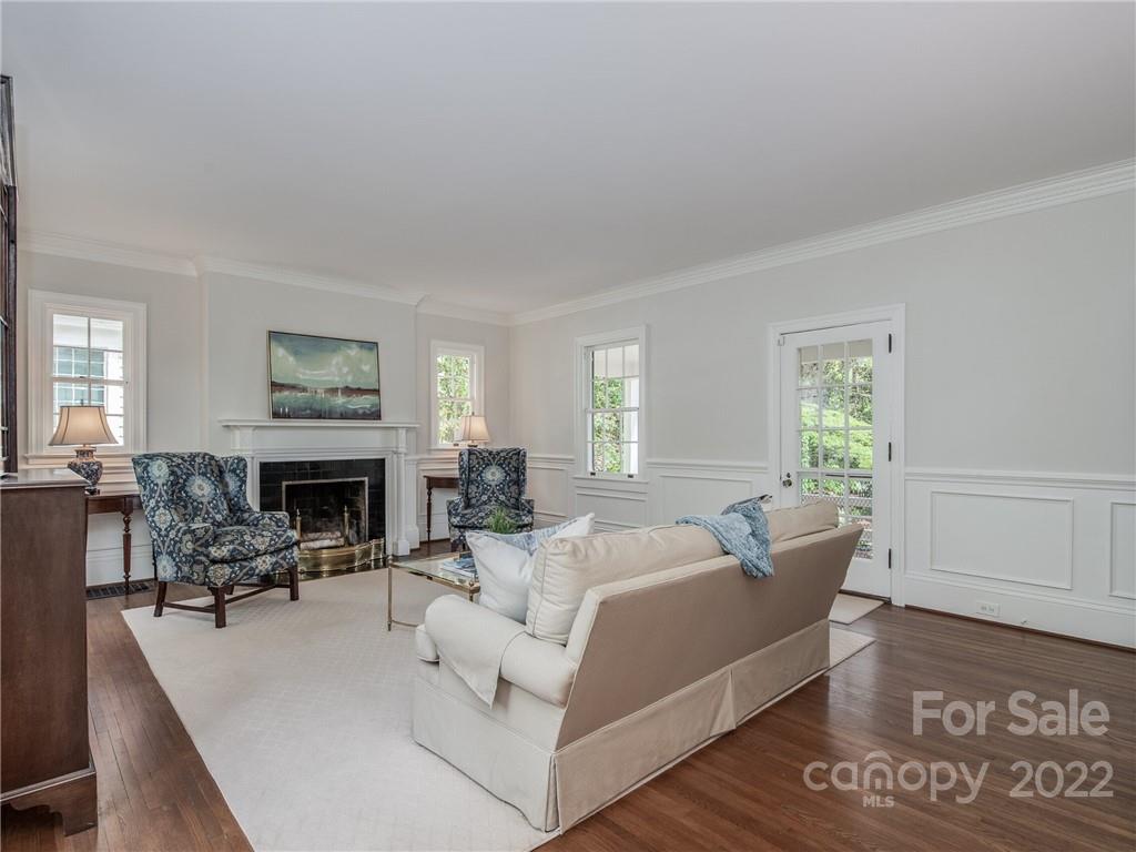 2125 Sharon Road Charlotte, NC 28207 - Photo 7 of 40 Gallery Image 7