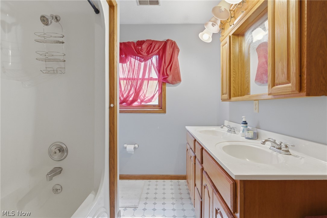 5738 Dewey Road Madison, OH 44057 - Photo 28 of 46