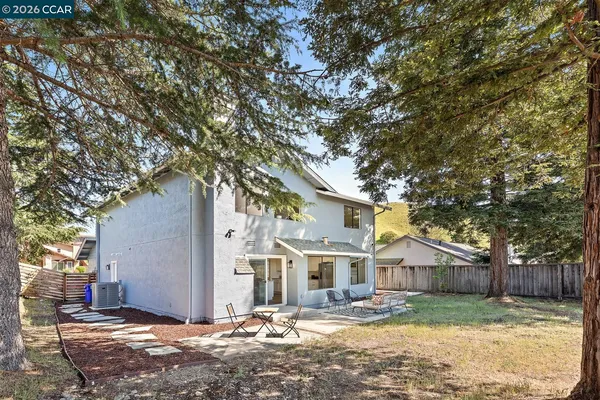 $799,000 | 2419 Hillview Lane, Pinole, CA 94564