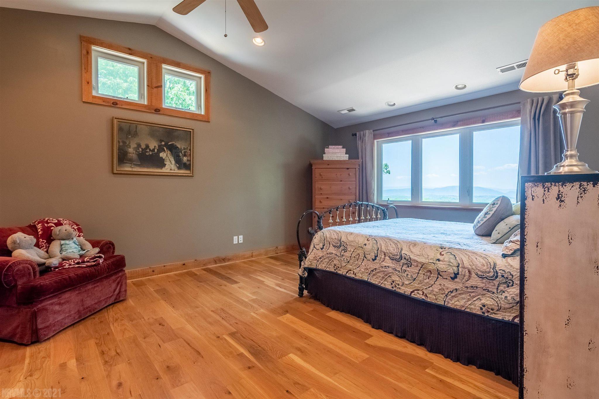 4661 Rhea Ridge Drive Blacksburg, VA 24060 - Photo 39 of 80 Gallery Image 39