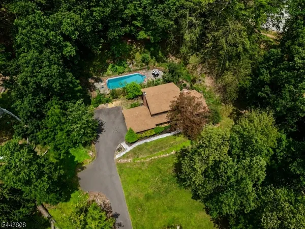 $799,000 | 32 Cherryville Hollow Road, Flemington, NJ 08822