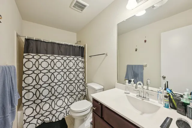 $1,800 | 2222 Mountain Quail Way, Conroe, TX 77385