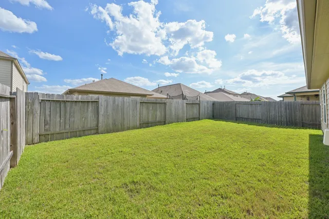 $1,800 | 2222 Mountain Quail Way, Conroe, TX 77385