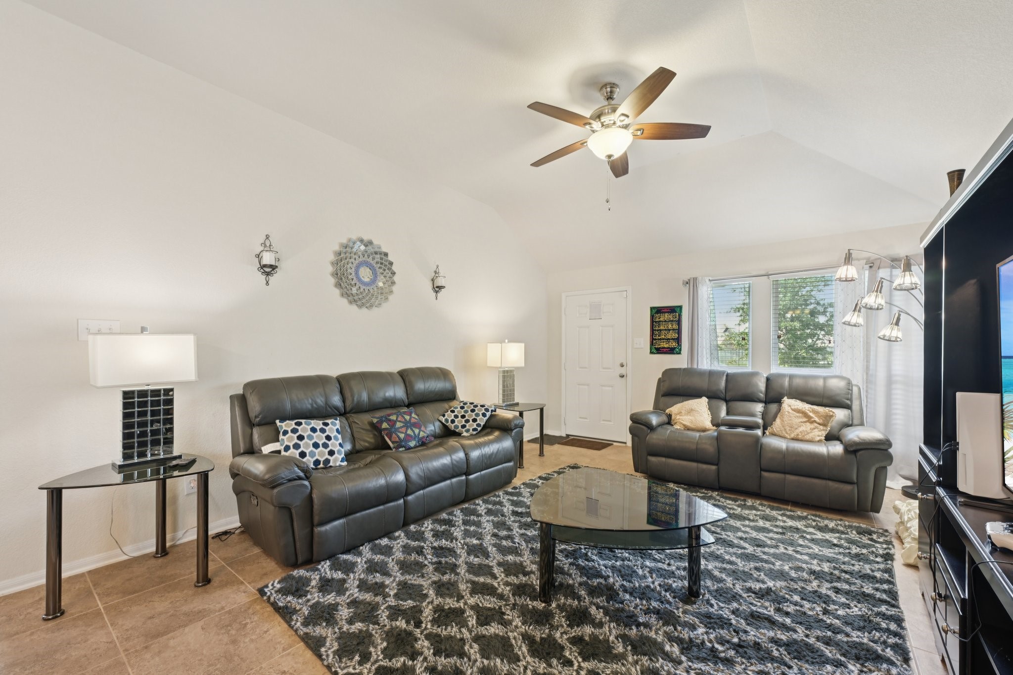 2222 Mountain Quail Way Conroe, TX 77385 - Photo 7 of 35