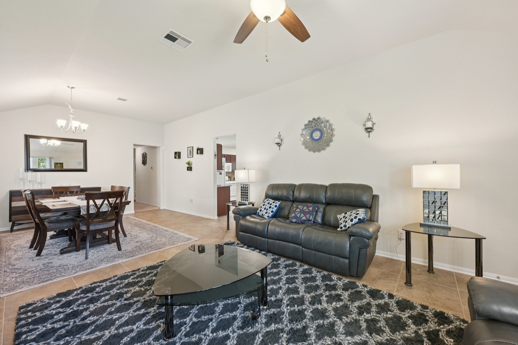 2222 Mountain Quail Way Conroe, TX 77385 - Photo 8 of 35