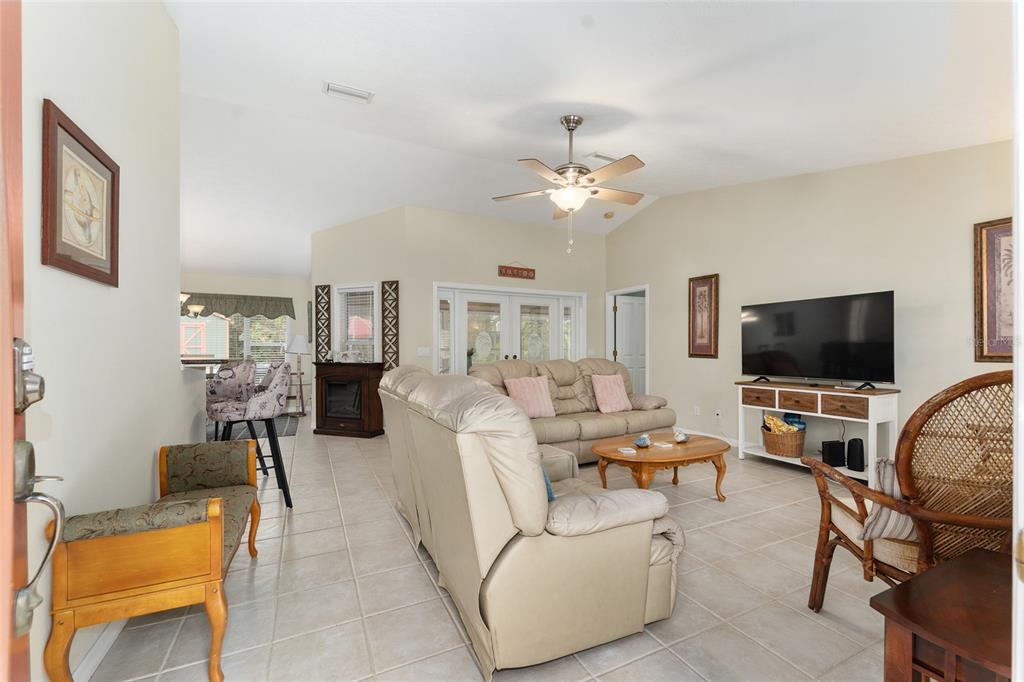 84 Hunting Lodge Drive Inverness, FL 34453 - Photo 9 of 55