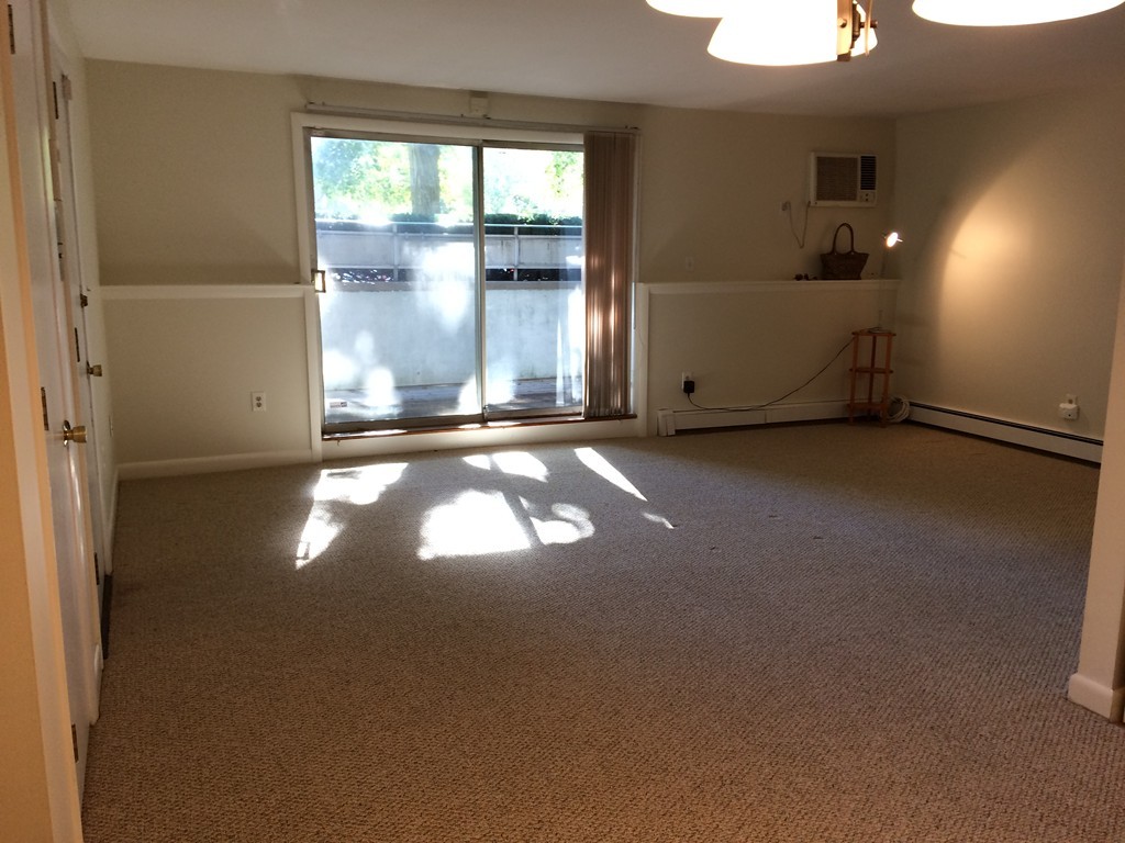 55 Jacqueline Road, Unit 1 Waltham, MA 02452 - Photo 5 of 7 Gallery Image 5