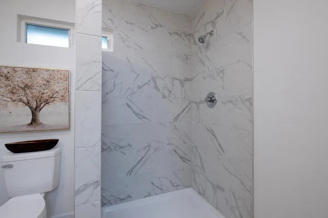 $410,000 | 5356 North Bond Street, Fresno, CA 93710