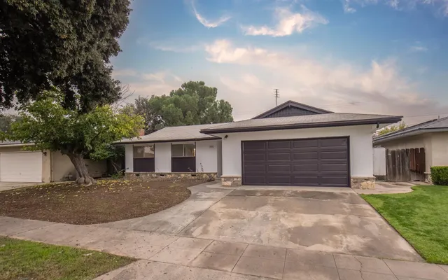 $410,000 | 5356 North Bond Street, Fresno, CA 93710