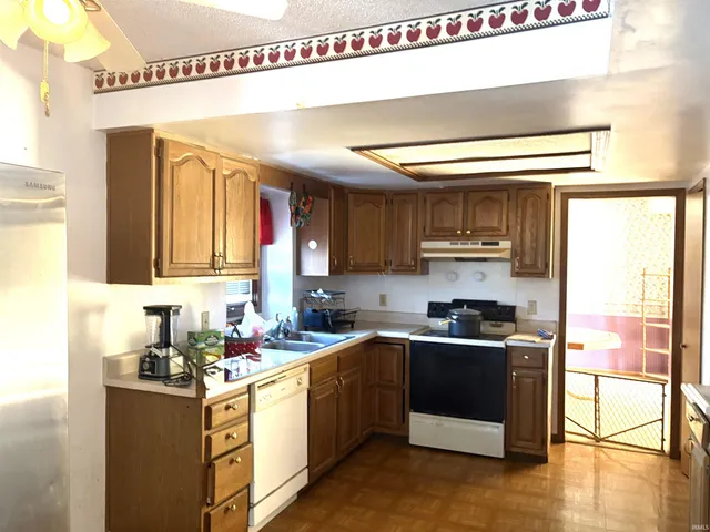 $250,000 | 4517 Woodlynn Court, Fort Wayne, IN 46816