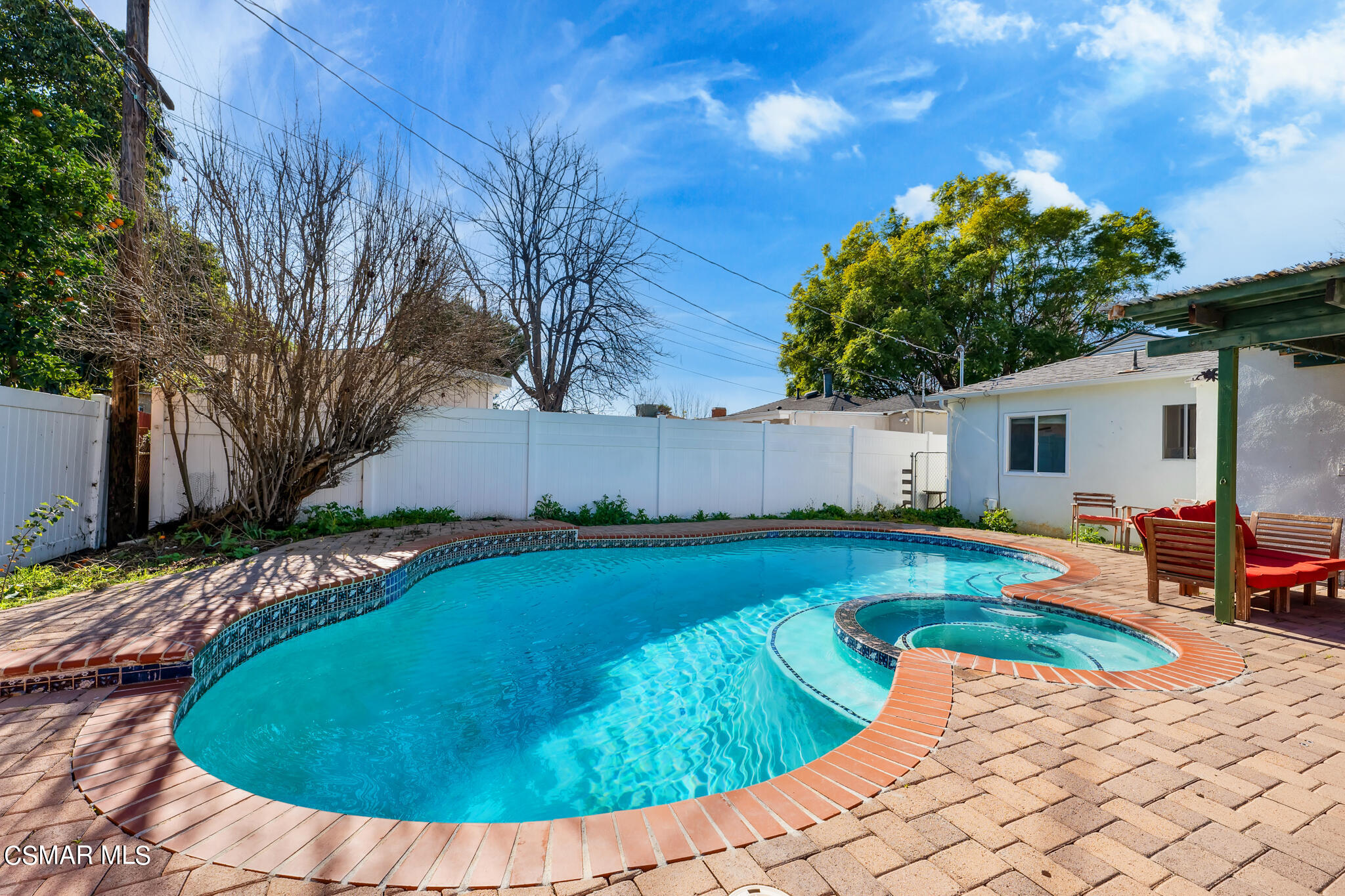 7348 Yolanda Avenue Reseda, CA 91335 - Photo 23 of 23 7348 Yolanda Ave - HsHProd - 44