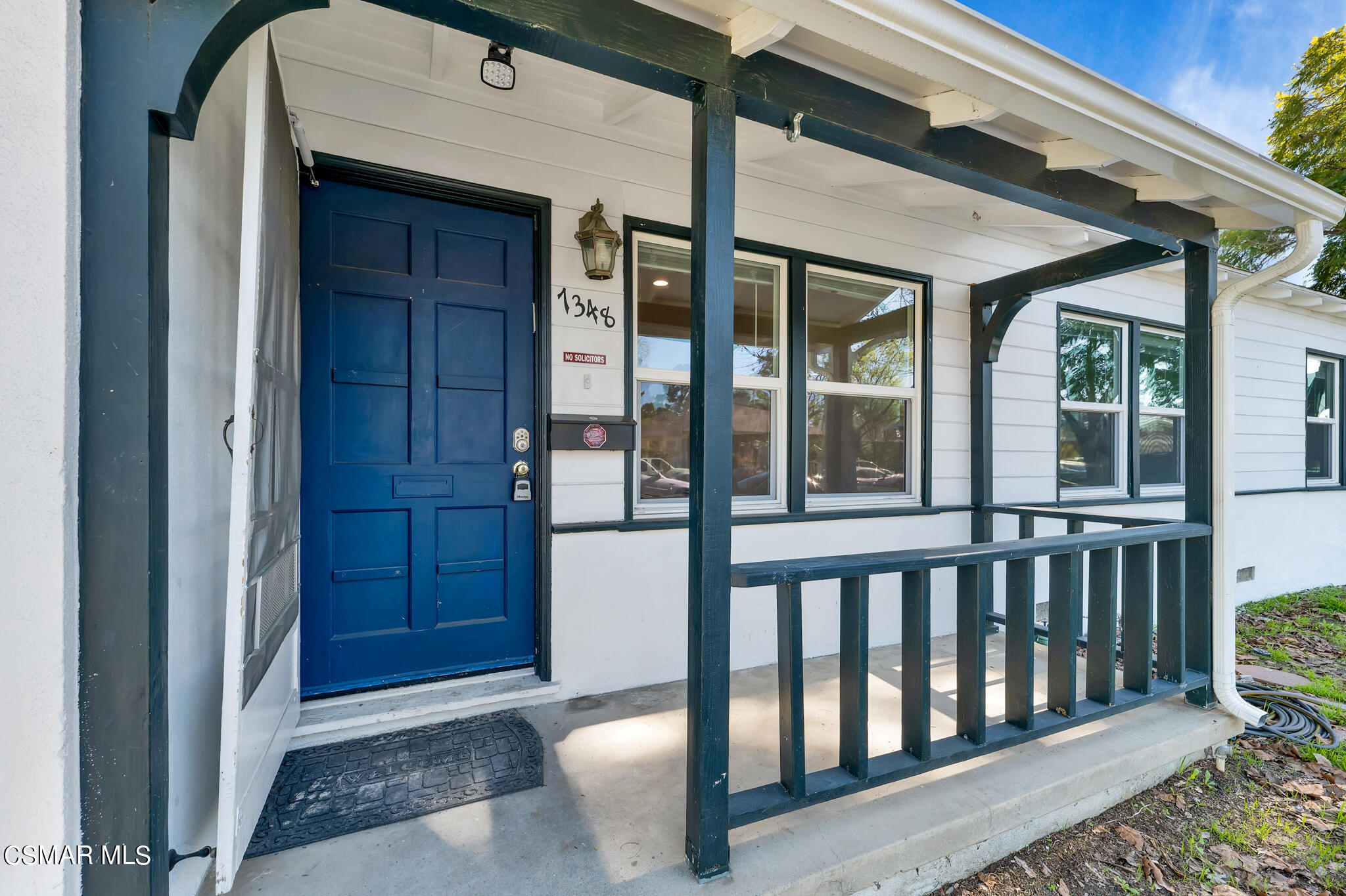 7348 Yolanda Avenue Reseda, CA 91335 - Photo 3 of 23 7348 Yolanda Ave - HsHProd - 48