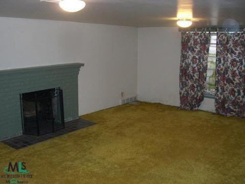 1250 South Oxford Road Grosse Pointe, MI 48236 - Photo 8 of 8 915106-7.JPG