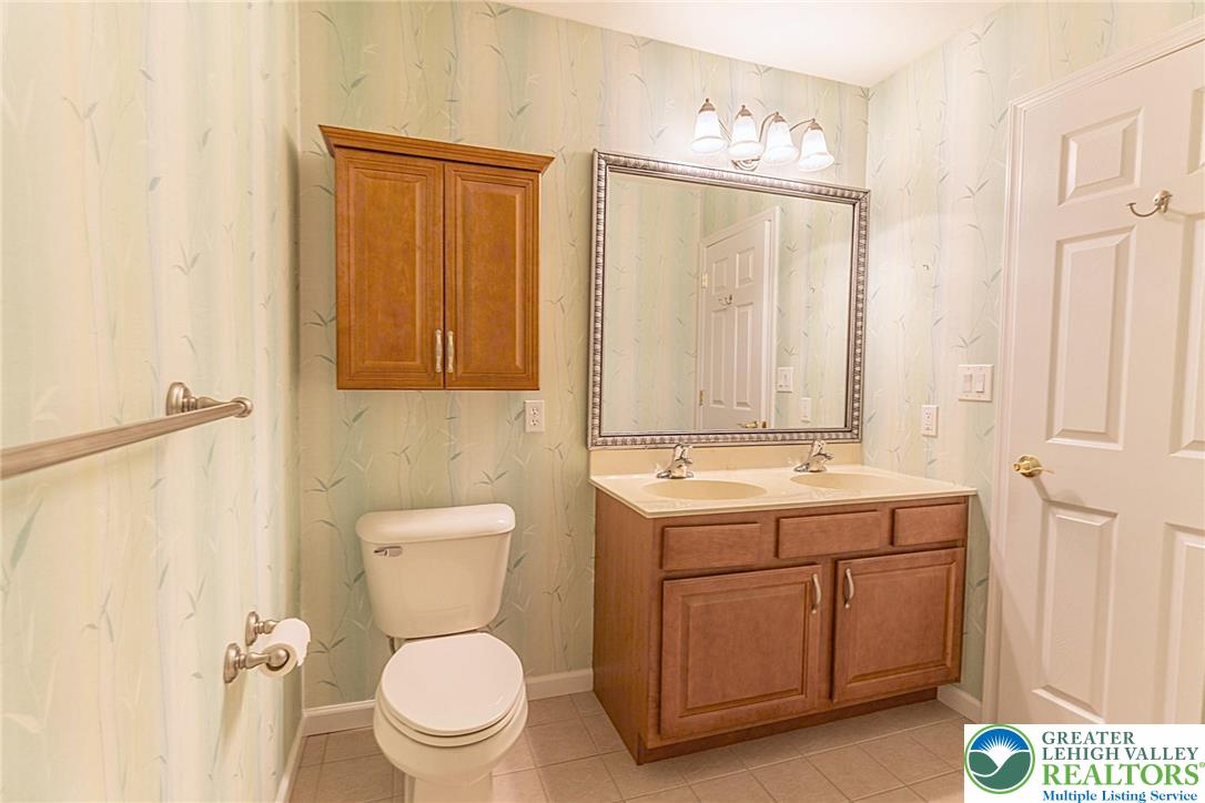 4024 Evergreen Road Allentown, PA 18104 - Photo 21 of 30