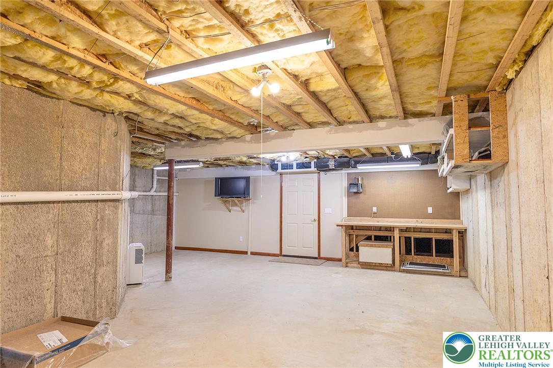 4024 Evergreen Road Allentown, PA 18104 - Photo 26 of 30