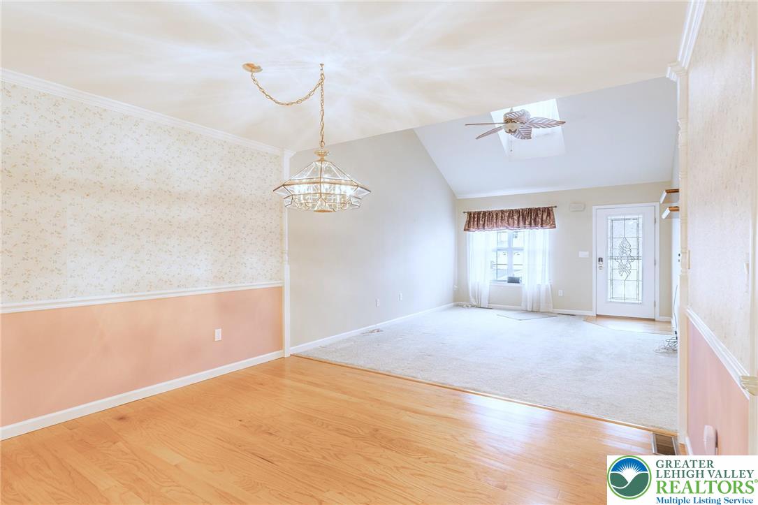 4024 Evergreen Road Allentown, PA 18104 - Photo 4 of 30