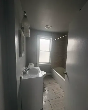 $1,279 | 16583 Archdale Street, Detroit, MI 48235