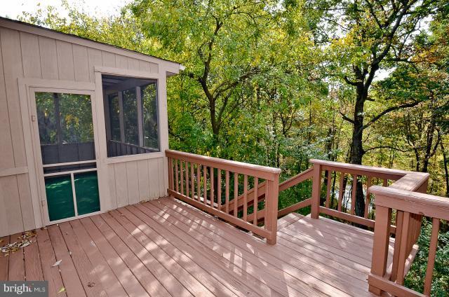 1429 Wolftrap Run Road Vienna, VA 22182 - Photo 25 of 30 Deck View 2