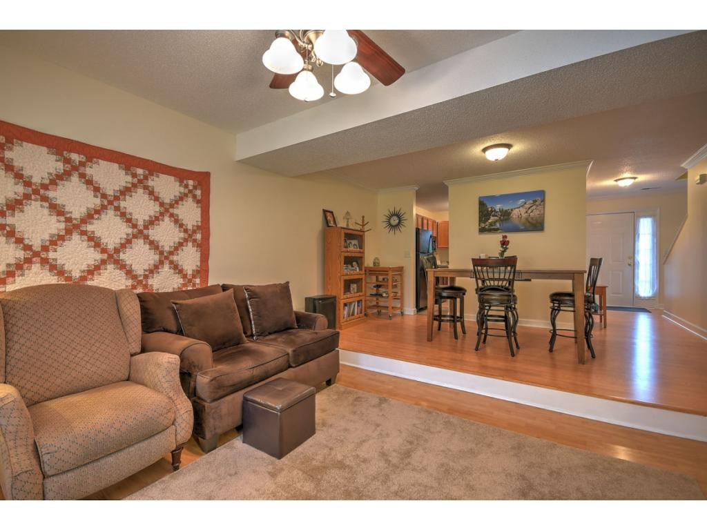 2101 Cherokee Road, Unit 3 Johnson City, TN 37604 - Photo 13 of 27 Living Room