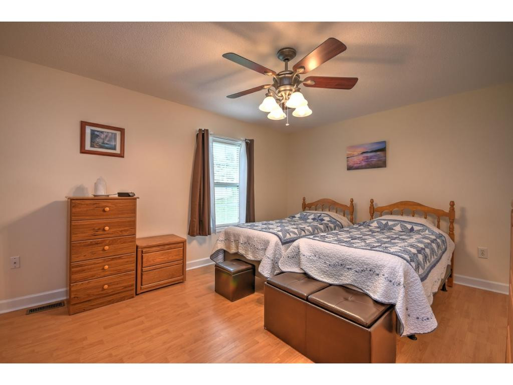 2101 Cherokee Road, Unit 3 Johnson City, TN 37604 - Photo 20 of 27 Bedroom 2