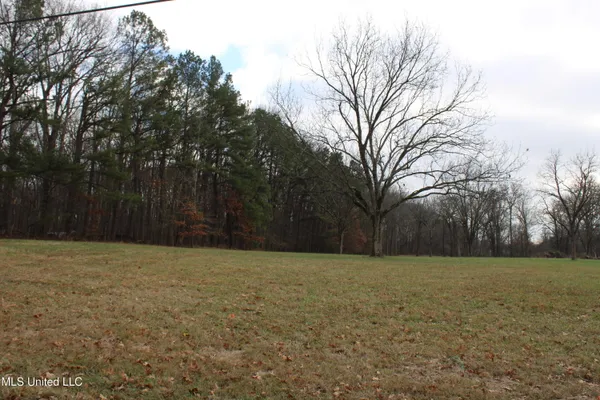 $665,000 | 2001 West Oak Grove Road, Hernando, MS 38632