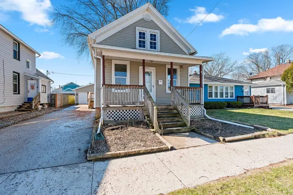 $189,900 | 1401 Heermann Court, Sheboygan, WI 53081