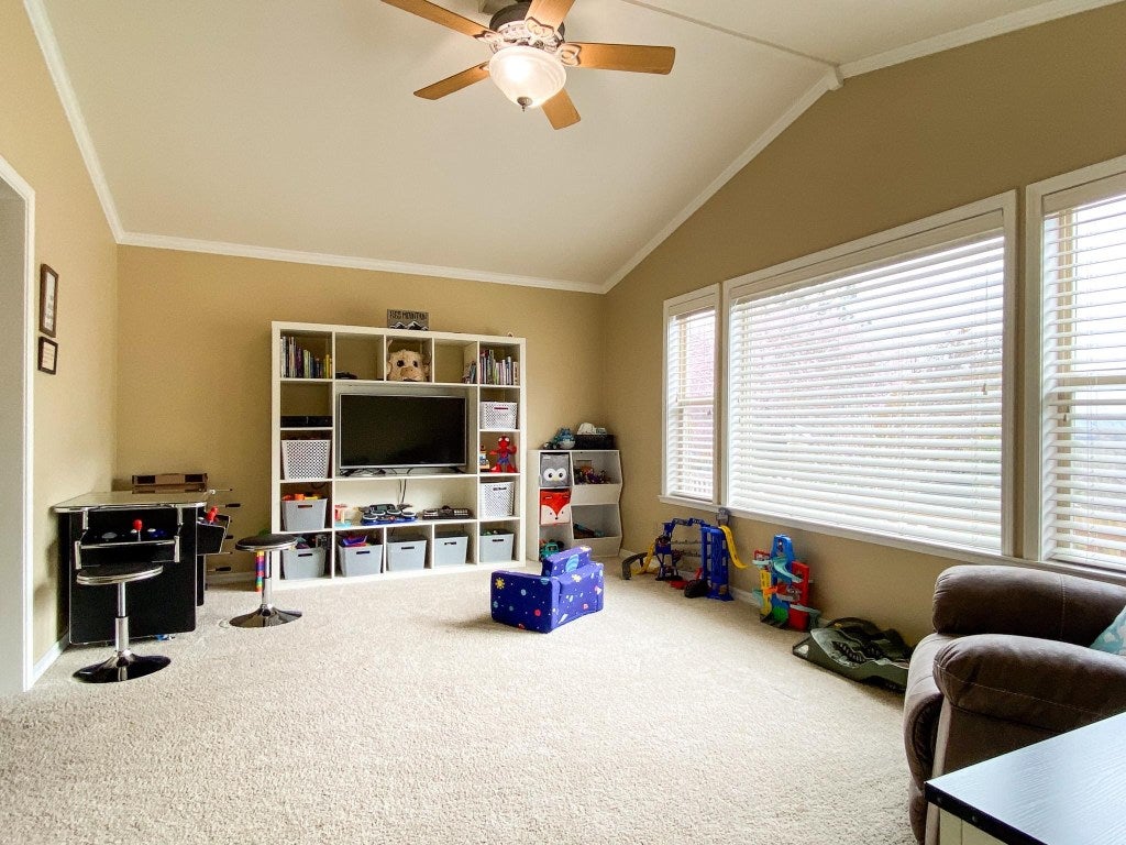 9701 Cram Gulch Road Yreka, CA 96097 - Photo 27 of 44 Gallery Image 27