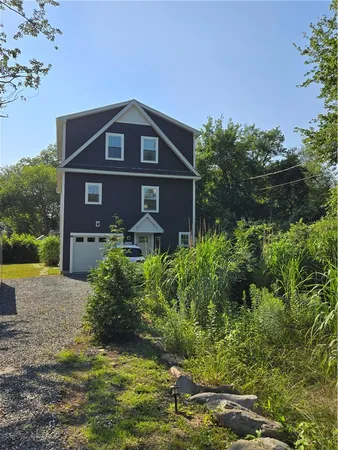 $5,200 | 1284 Boston Neck Road, Saunderstown, RI 02874