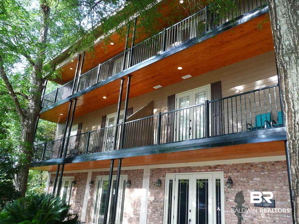 100 North Bancroft Street, Unit C1 Fairhope, AL 36532 - Photo 5 of 48