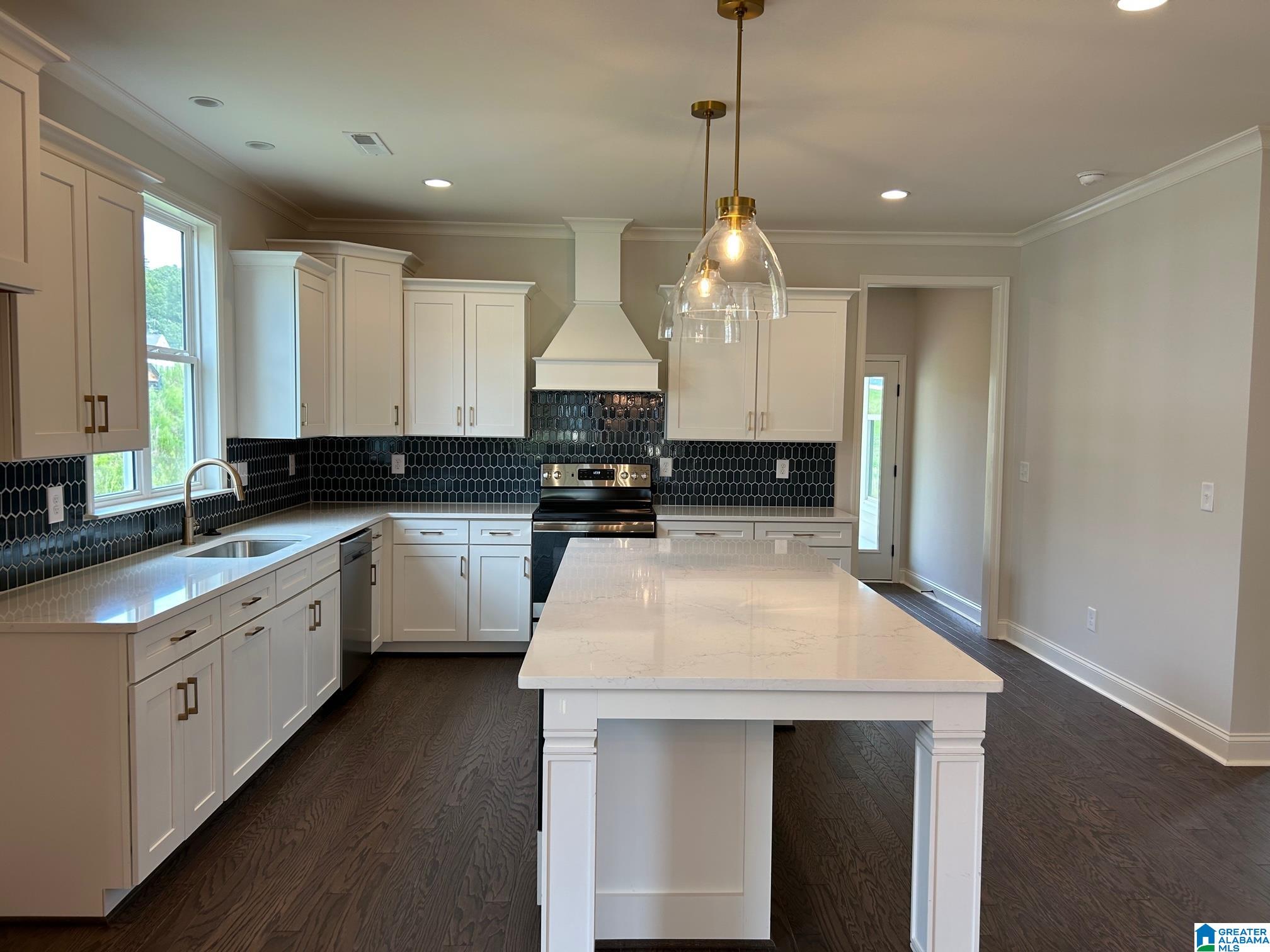 209 Mayfair Park Alabaster, AL 35114 - Photo 6 of 24