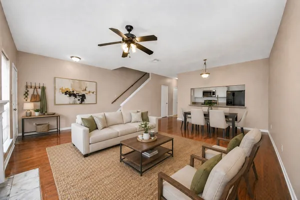 $2,100 | 3218 Holly Hall Street, Unit 3218, Houston, TX 77054