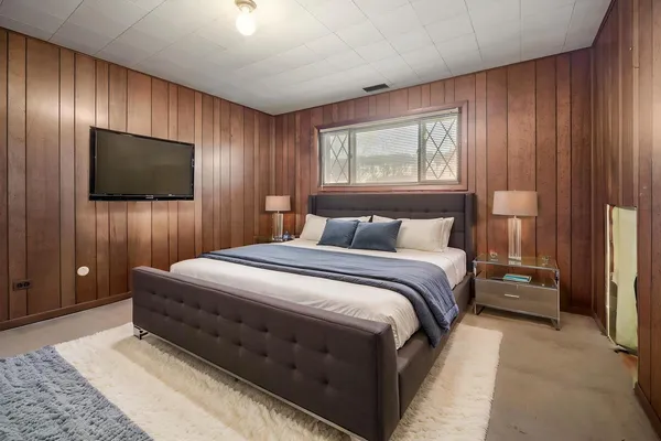 $439,900 | 418 Lancers Drive, Addison, IL 60101