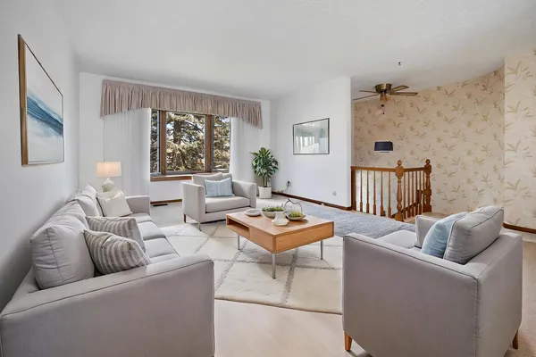 $439,900 | 418 Lancers Drive, Addison, IL 60101