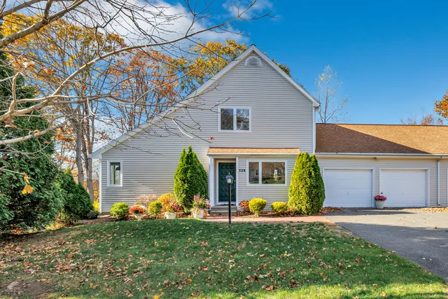 $515,000 | 328 Navajo Loop, Unit 328, Shelton, CT 06484