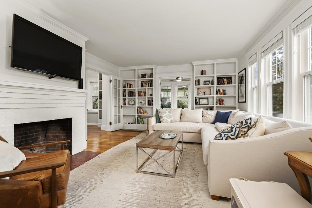 31 Avon Road Wellesley, MA 02482 - Photo 11 of 25