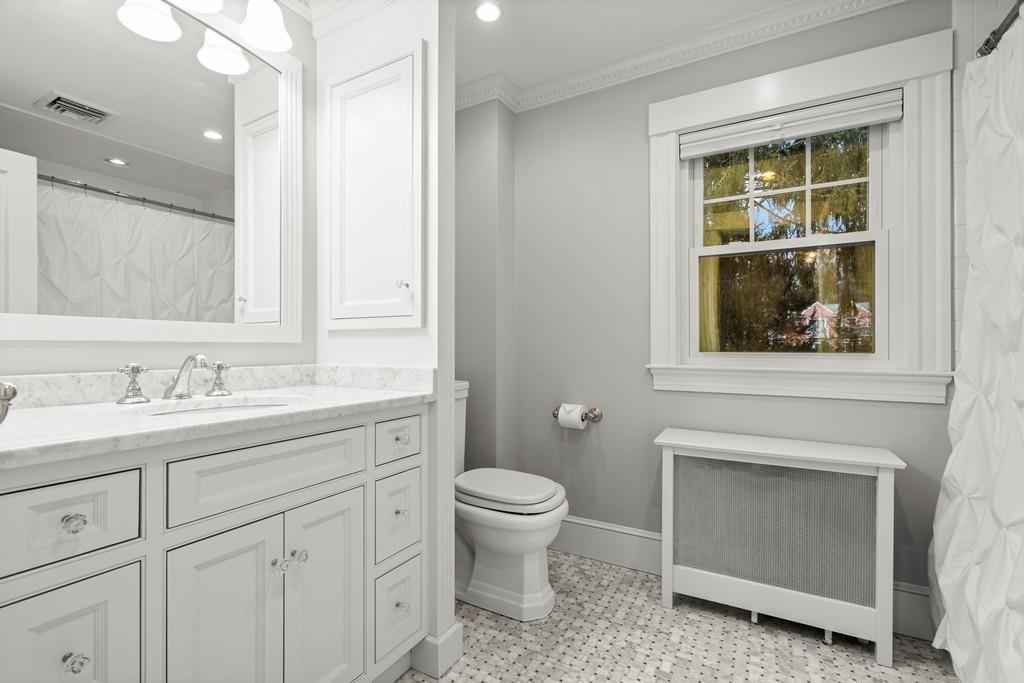31 Avon Road Wellesley, MA 02482 - Photo 19 of 25