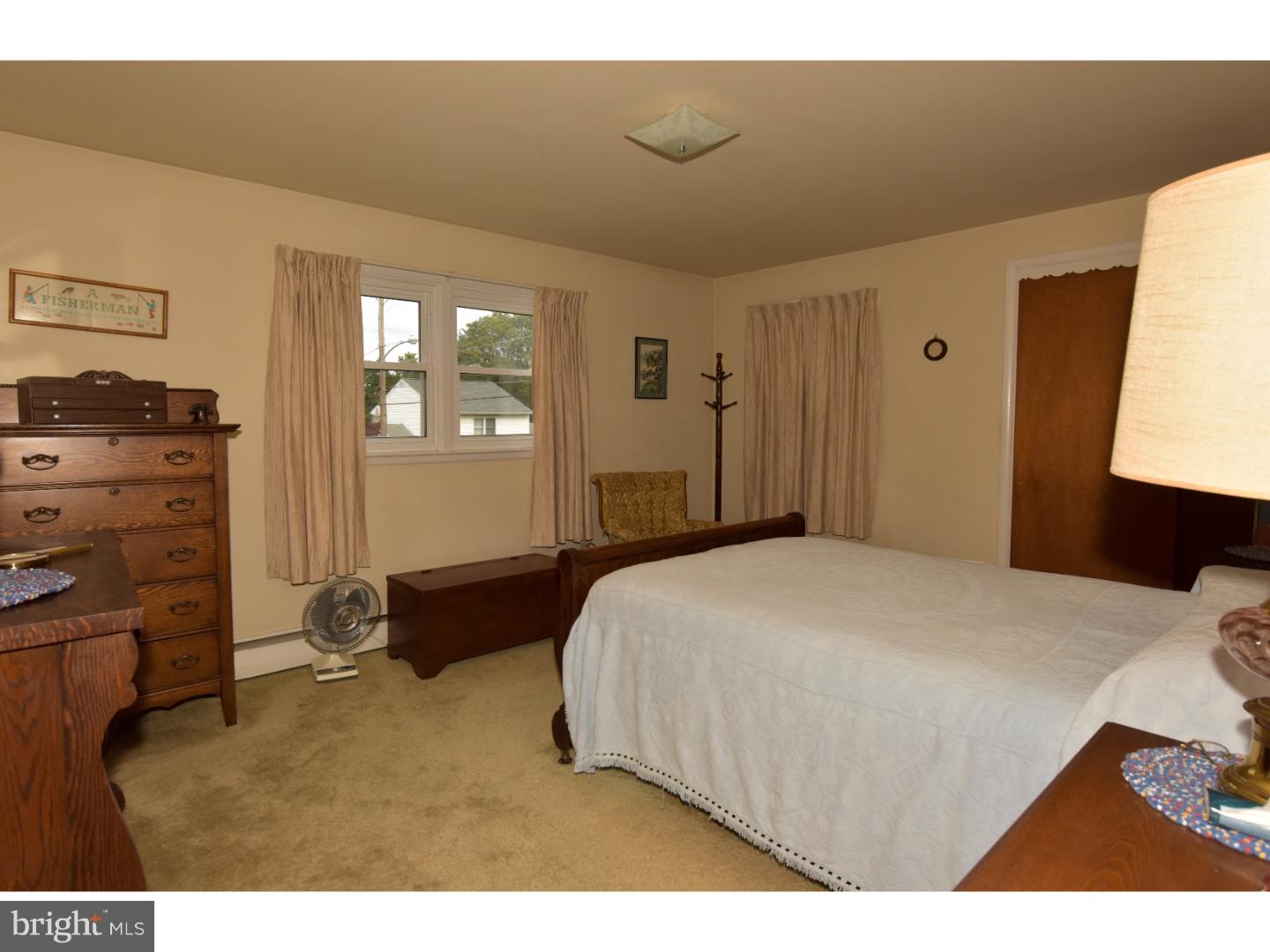 405 South Sterley Street Reading, PA 19607 - Photo 11 of 23